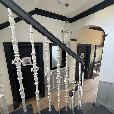 'Blair' In Allandale Aparthotel Охтерардър Екстериор снимка