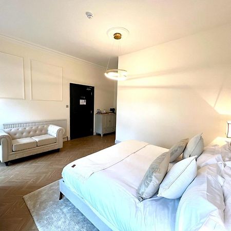 'Blair' In Allandale Aparthotel Охтерардър Екстериор снимка