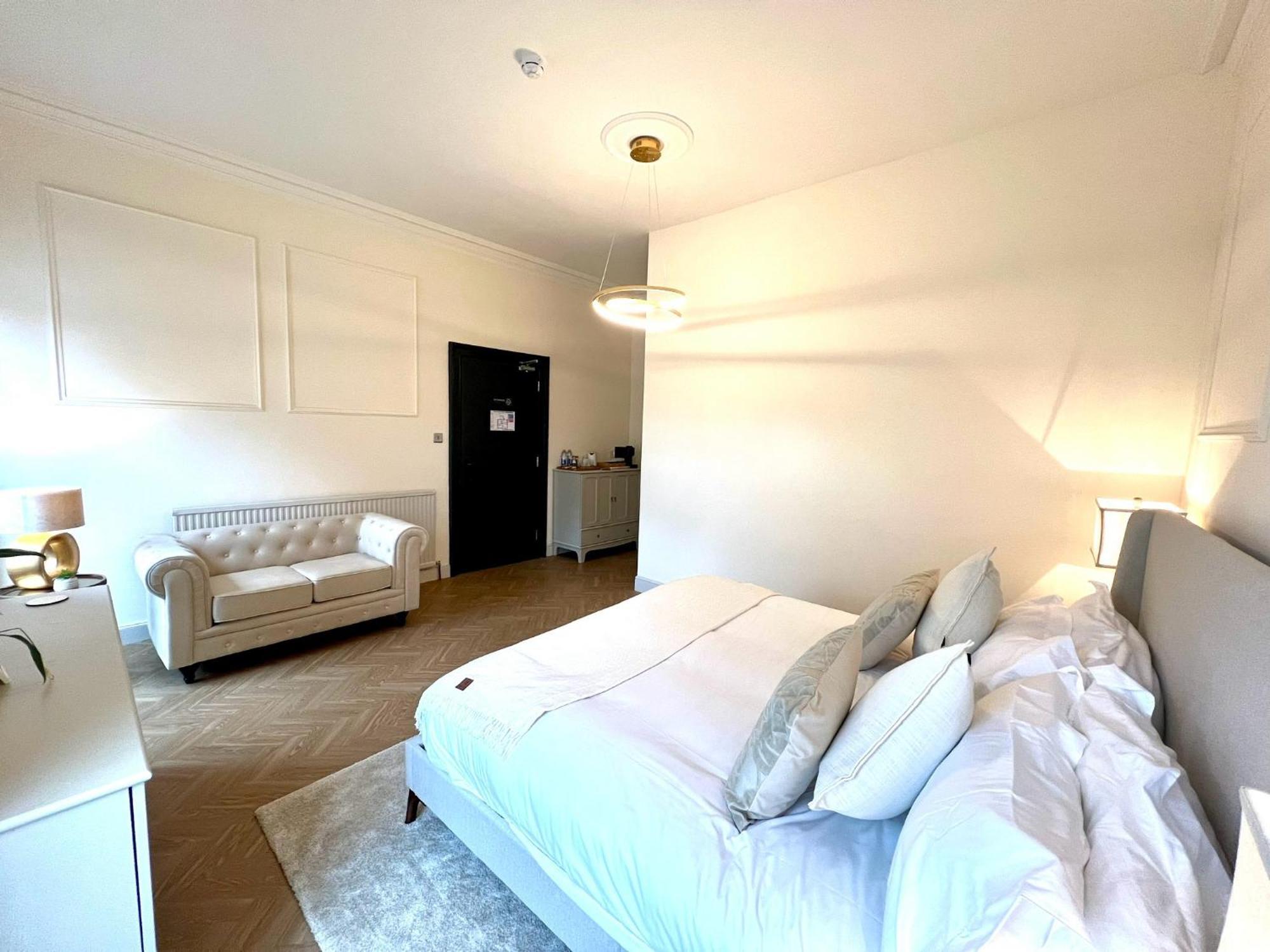 'Blair' In Allandale Aparthotel Охтерардър Екстериор снимка
